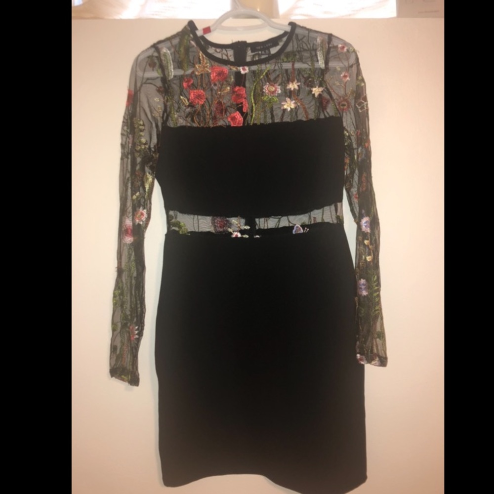 Black & Flower Lace dress